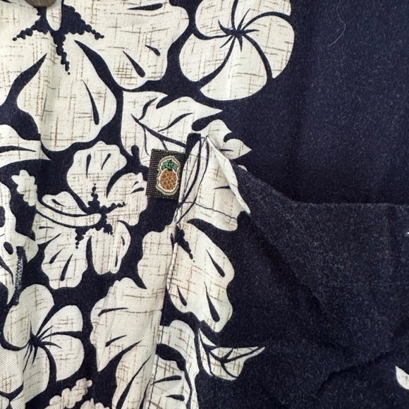 vintage ✨ Pineapple Connection Hawaiian shirt - Picture 3 of 6